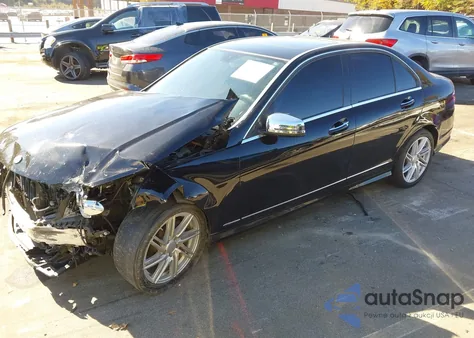 2010 Mercedes-Benz C 300 Luxury/Sport from USA, damaged, VIN WDDGF5EB8AR089467